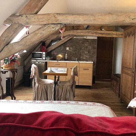 Aux Logis De La Solre Bed and Breakfast Ferrière-la-Petite Εξωτερικό φωτογραφία