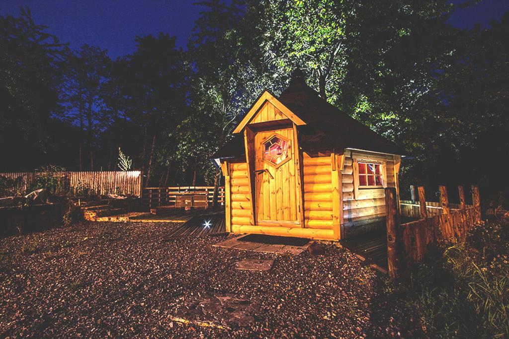 Aux Logis De La Solre Bed and Breakfast Ferrière-la-Petite Εξωτερικό φωτογραφία